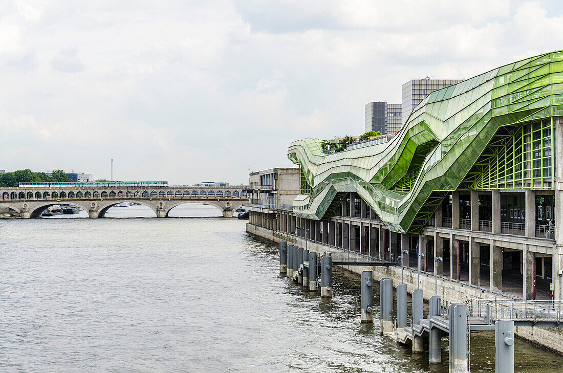 Cité de la Mode et du Design seen from the Pont Charles de Gaulle, Paris 13th district, France