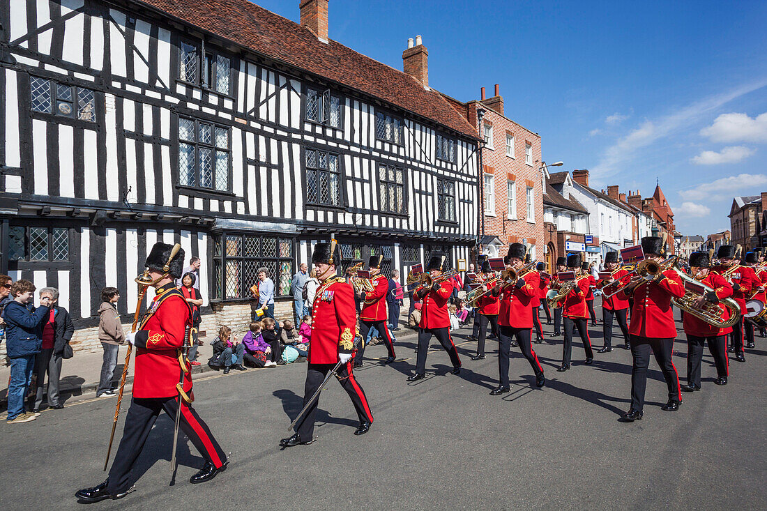 England, Warwickshire, Stratford-upon-Avon, Marching Band