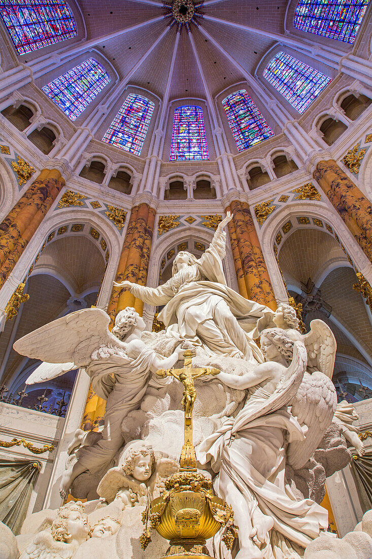 The choir with the statue of the assumption of the virgin mary made of carrara marble by the sculptor charles-antoine bridan, interior of the our lady of chartres cathedral, listed as a world heritage site by unesco, eure-et-loir (28), france