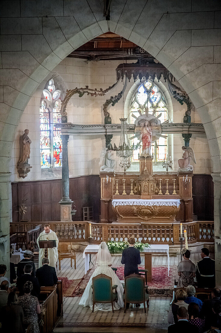 Religious wedding ceremony, church of boissy-les-perche, eure et loir (28), france