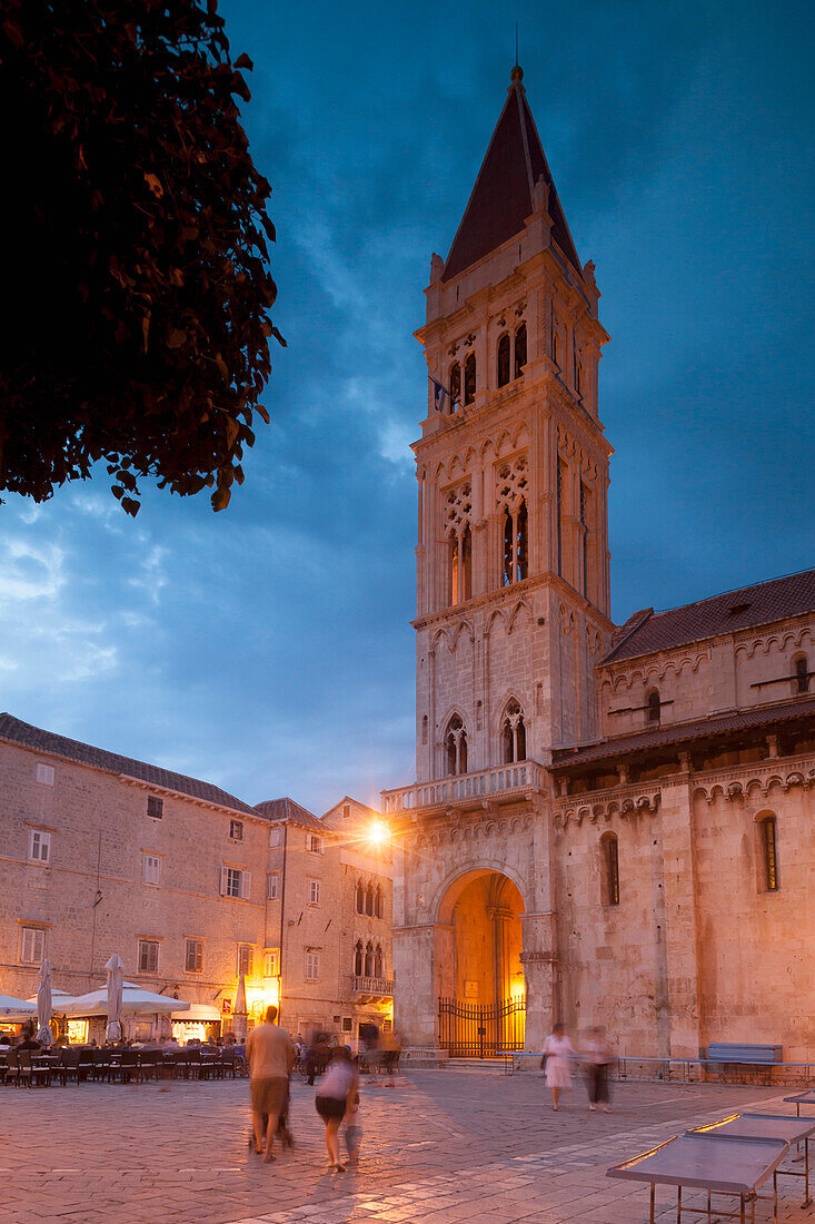 Main square and cathedral lit up at dusk, Trogir, UNESCO World Heritage Site, Dalmatian Coast, Croatia, Europe
