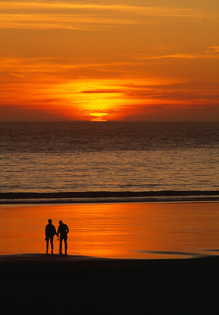 Silhouetted Lovers, Beach Sunset