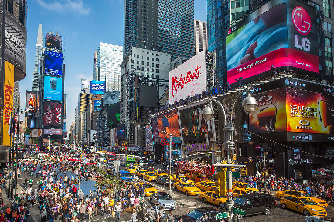 USA, New York City, Manhattan, Times Square