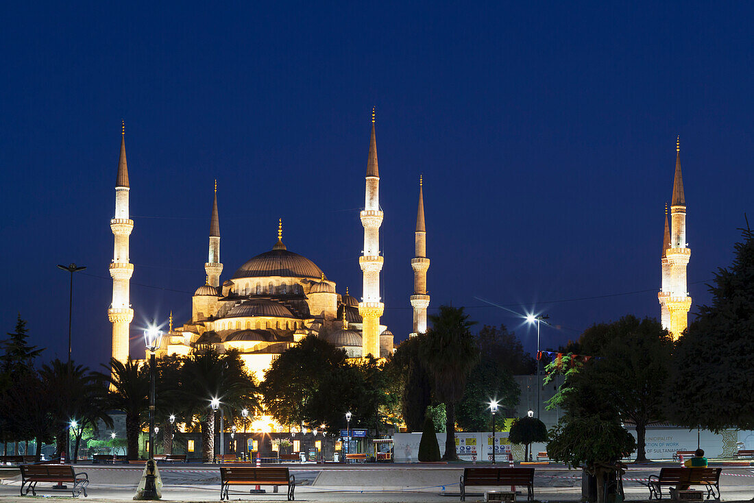 'Blue Mosque at nighttime; Istanbul, Turkey'