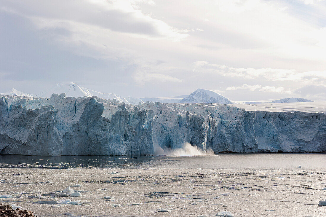 'Iceberg;Antarctica'