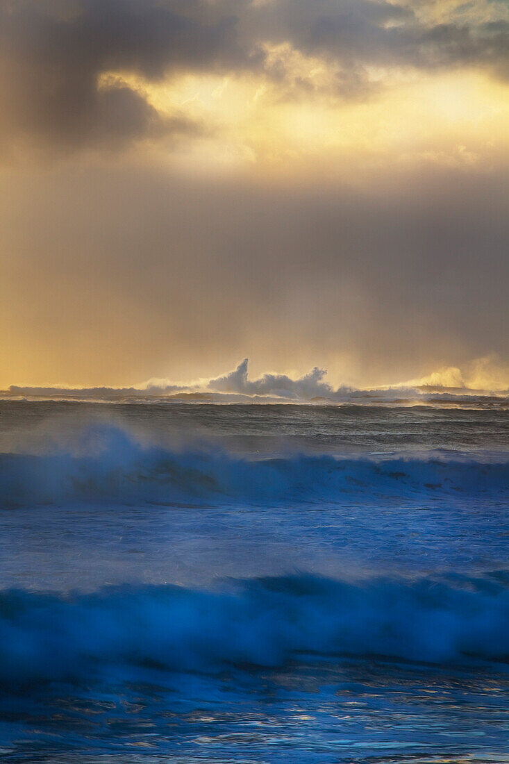 'Waves coming in at sunset;Kirra gold coast queensland australia'