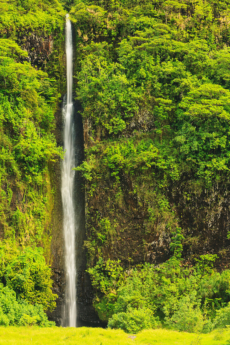 'Faarumai waterfall;Tahiti nui society islands french polynesia south pacific'