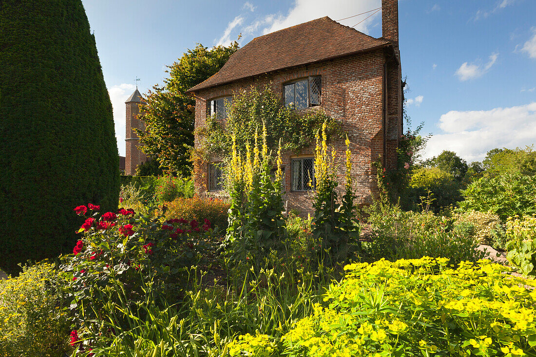 Cottage Garden, Sissinghurst Castle Gardens, Kent, Great Britain