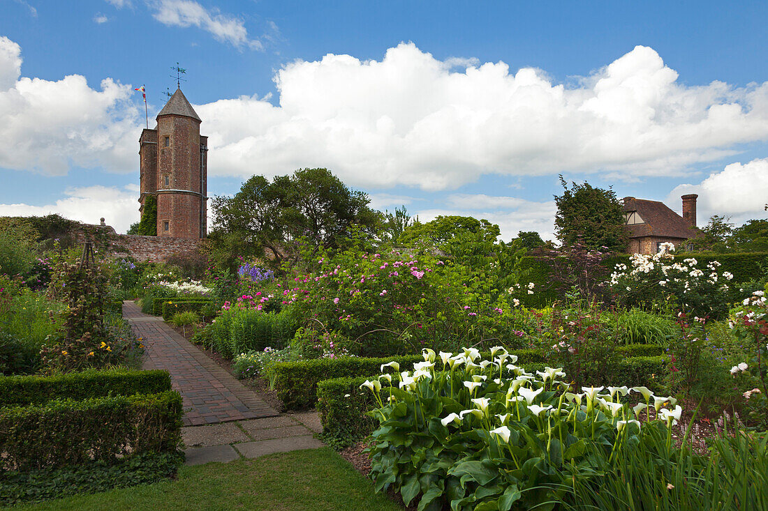 View from the Rose Garden to the Elizabethan tower, Sissinghurst Castle Gardens, Kent, Great Britain