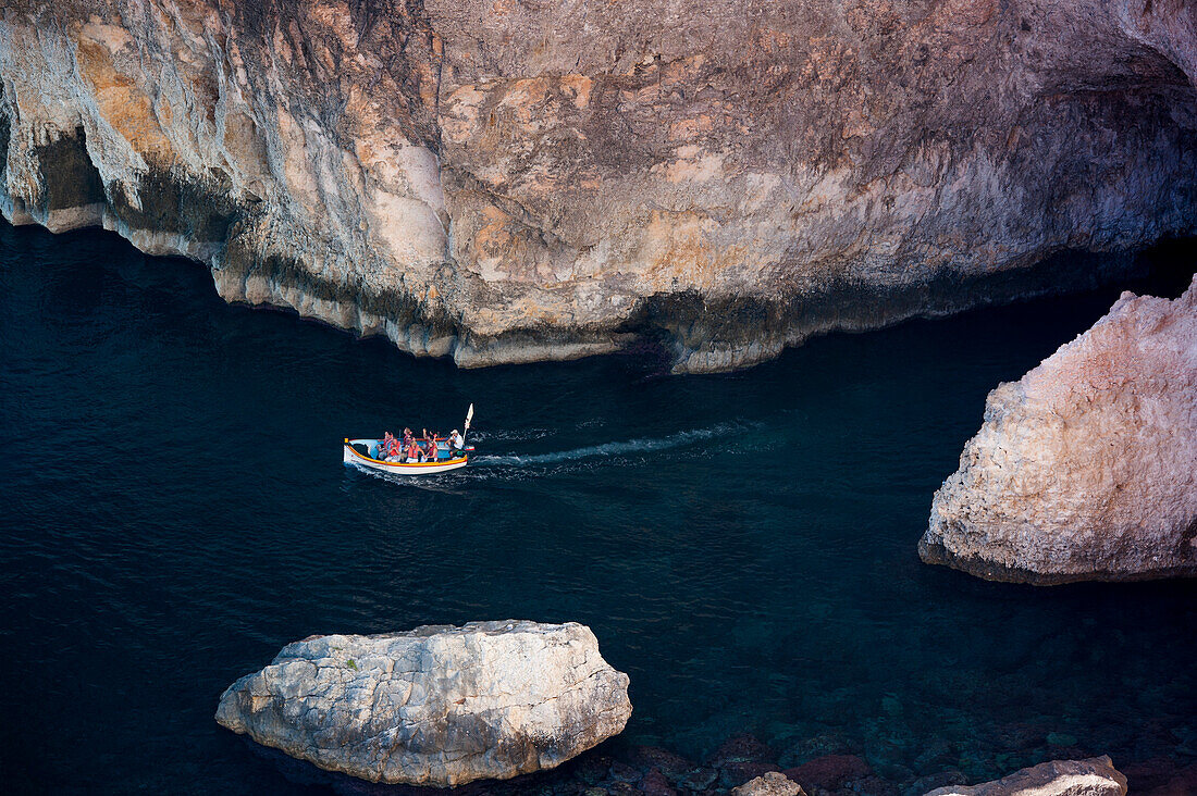 Ausflugsboot bei der Blauen Grotte, Malta