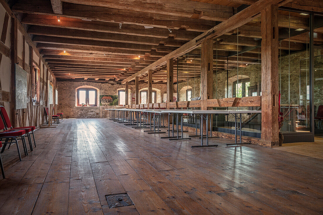 Innenansicht im Wäscherschloss Museum, Wäschenbeuren, Landkreis Göppingen, Schwäbische Alb, Baden-Württemberg, Deutschland