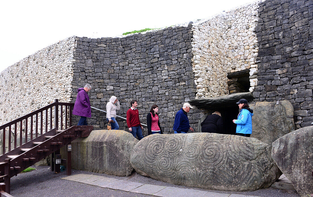 Newgrange, prehistoric monument in the Boyne valley, East coast, north of Dublin, County Meath, Ireland