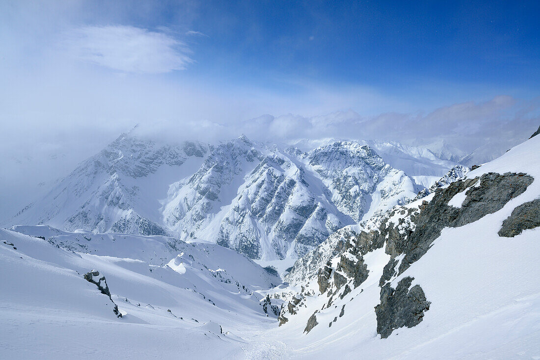 Blick auf Piz Plattas, Piz Zuort, Sesvennagruppe, Engadin, Graubünden, Schweiz