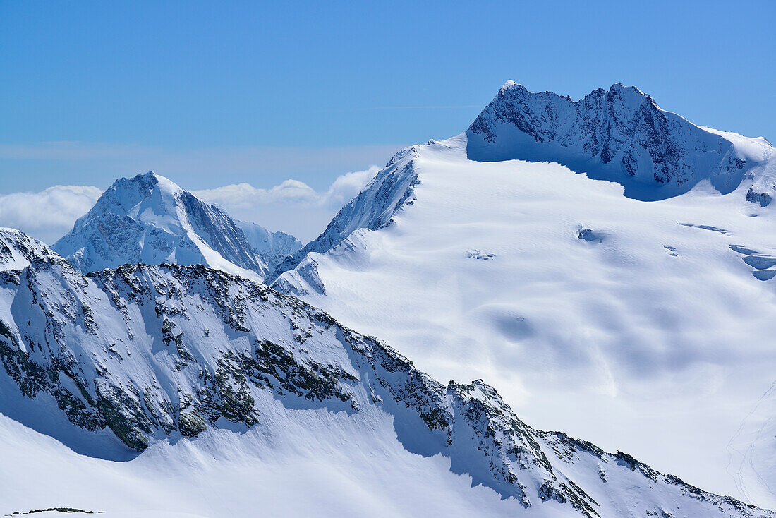 Snow-covered Hochweisse and Hochwilde, Eiskoegele, Obergurgl, Oetztal Alps, Tyrol, Austria
