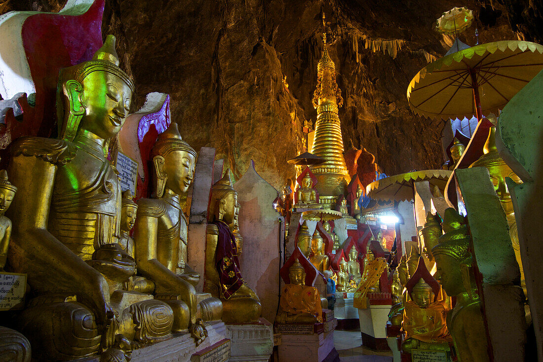 Buddhas in der Höhle in Pindaya, Shan Staat, Myanmar, Burma