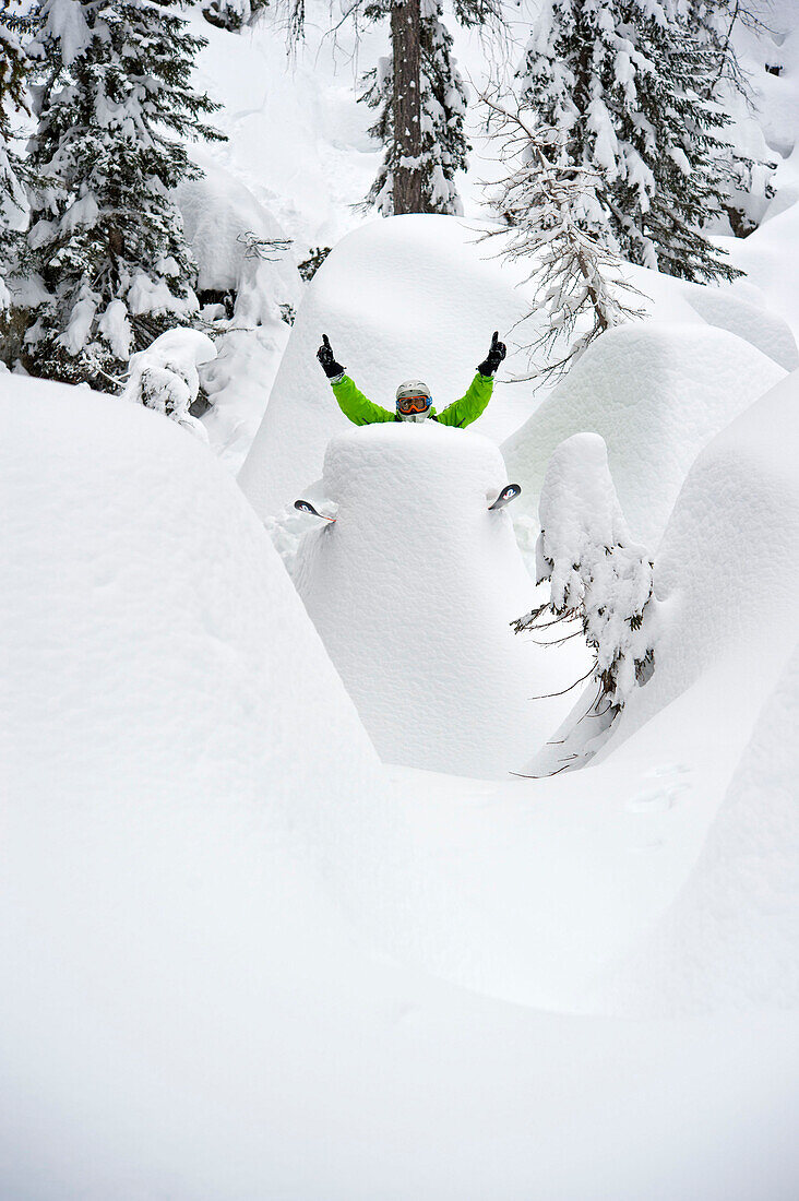 Skier in snow, Nassfeld, Carinthia, Austria