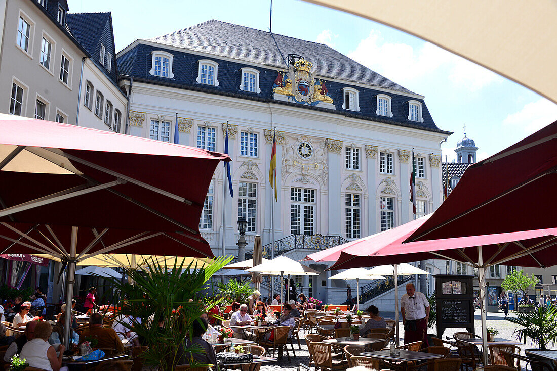 Market square with old town hall, Bonn, Rhine, North Rhine-Westphalia, Germany
