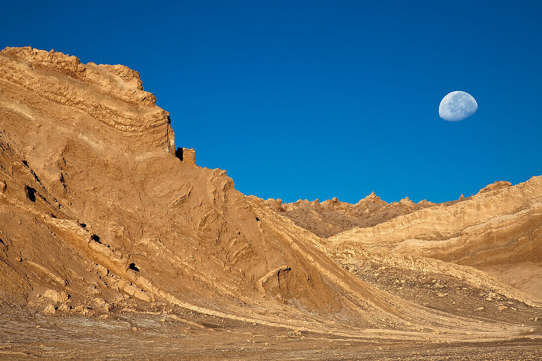 Set of landscapes of incomparable beauty resembling a fragment of the moon landscape in the Moon Valley in San Pedro de Atacama, Chile. This wonderful natural phenomenon is due to the encounter of the Atacama desert with the Andes mountain range.