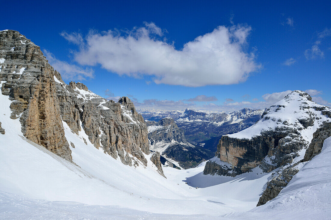 Blick über Val Pisciadu auf Fanesgruppe, Sella, Sellagruppe, Dolomiten, Südtirol, Italien