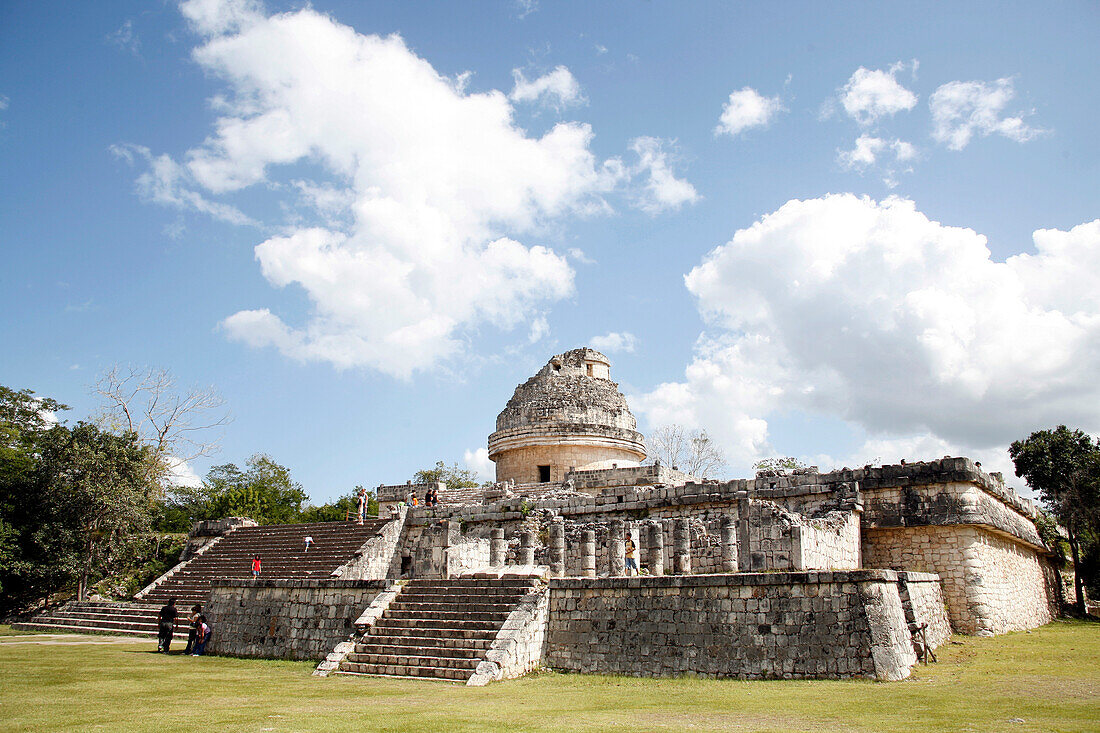 Caracol Temple at Chichen Itza, Chichen Itza, Yucatan, Mexico, Central America