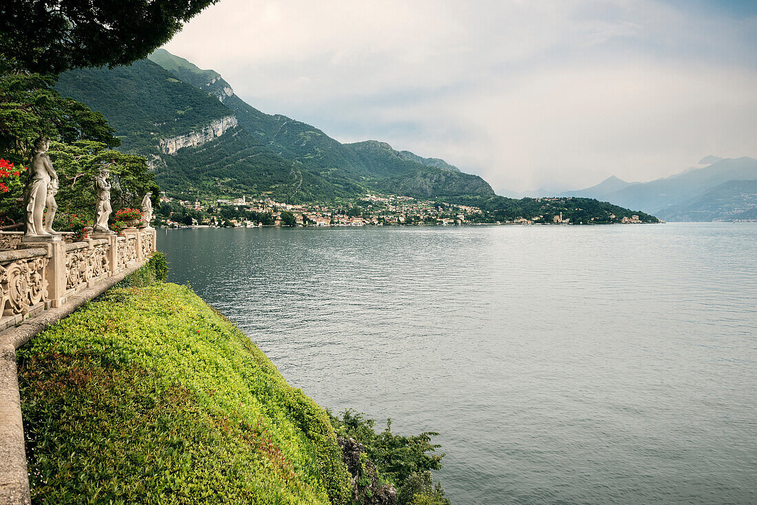 Blick auf Comer See von Villa del Balbianello, Lenno, Lago di Como, Lombardei, Italien, Europa