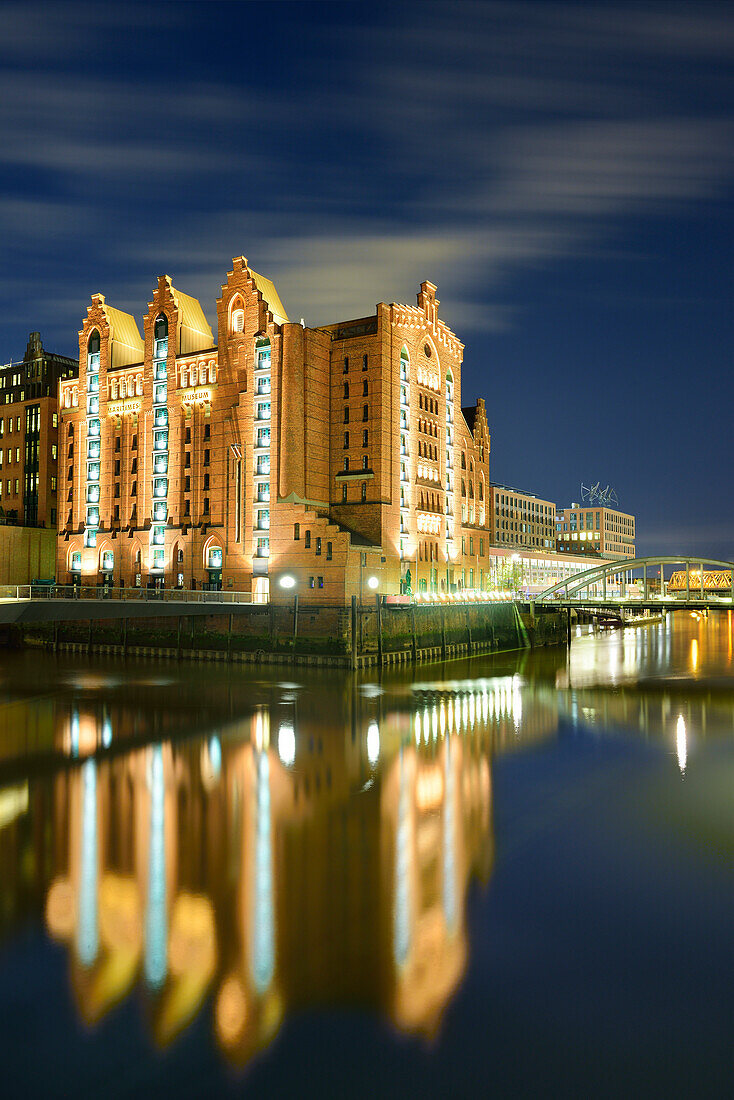 Maritimes Museum at night, illuminated, Warehouse district, Speicherstadt, Hamburg, Germany