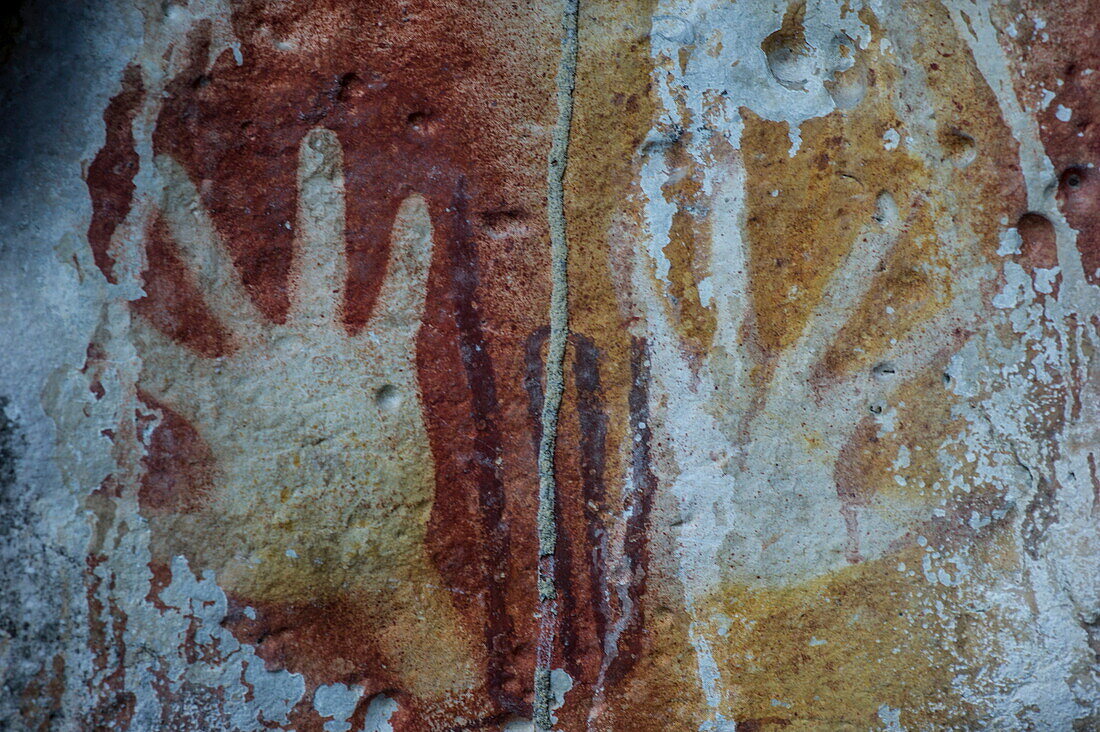 Monolithic cave paintings in Raja Ampat, West Papua, Indonesia, New Guinea, Southeast Asia, Asia