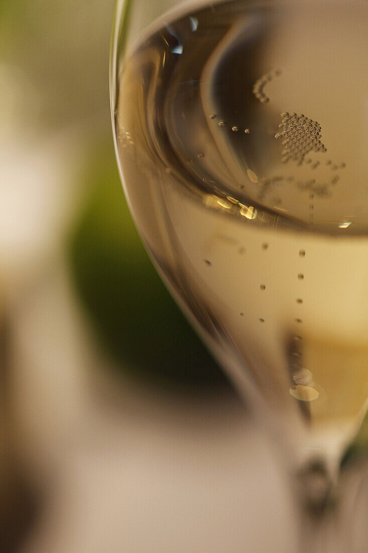 Champagne glass with clear view of bubbles
