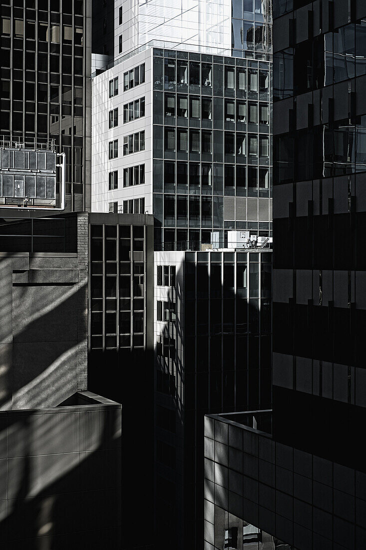 Skyscrapers in Madison Avenue, Manhattan, New York, USA