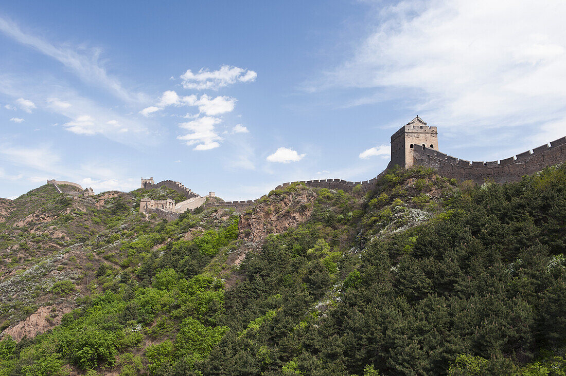 Great wall of China and the hill below