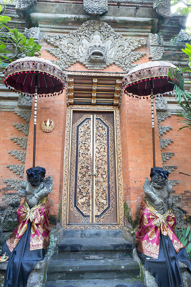 Eingangstür zum Palast Puri Saren Agung, Ubud, Gianyar, Bali, Indonesien