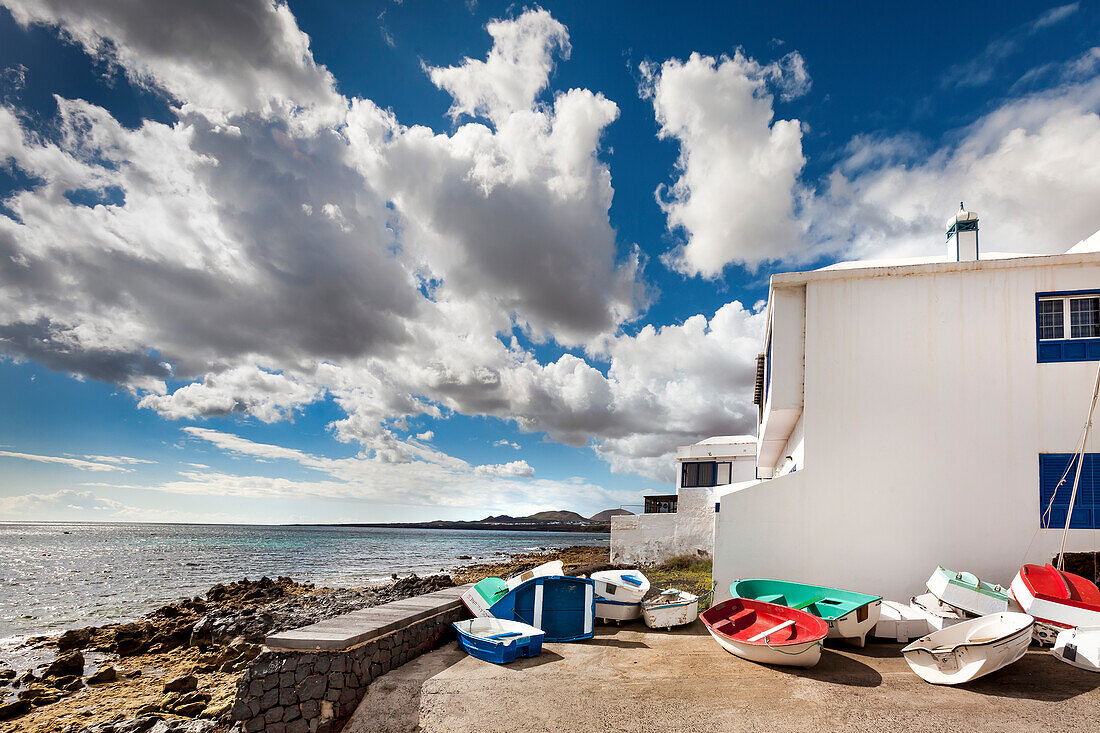 Fischerboote, Arrieta, Lanzarote, Kanarische Inseln, Spanien