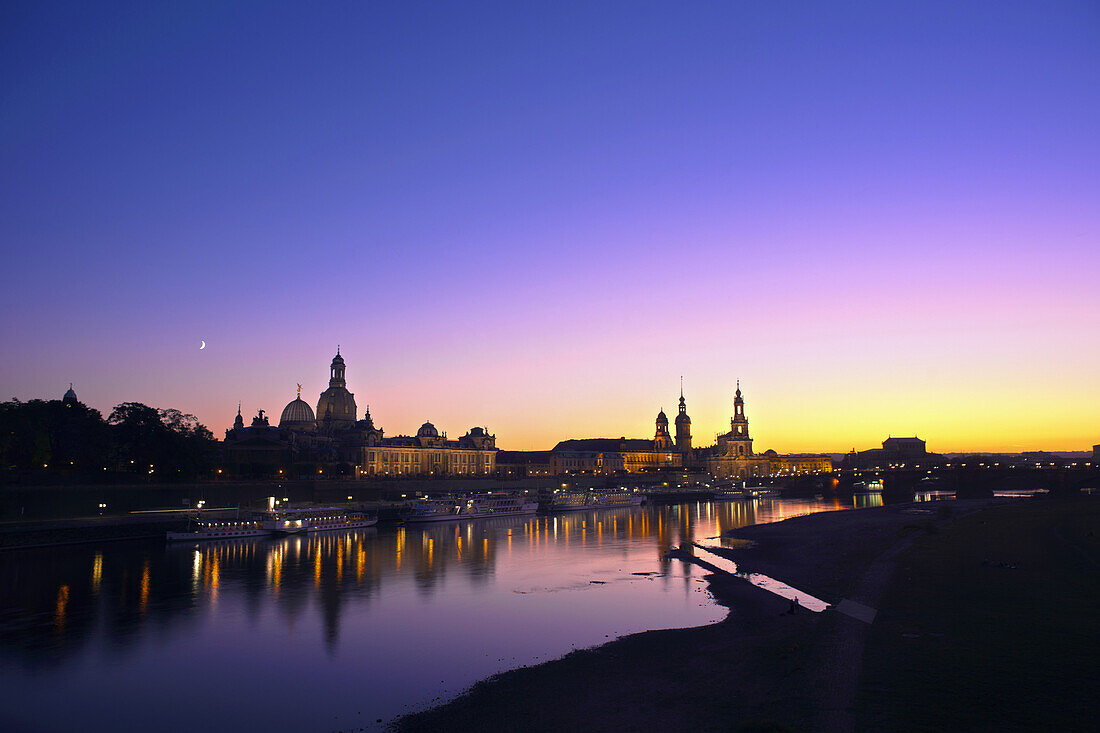 Dresden skyline at dusk