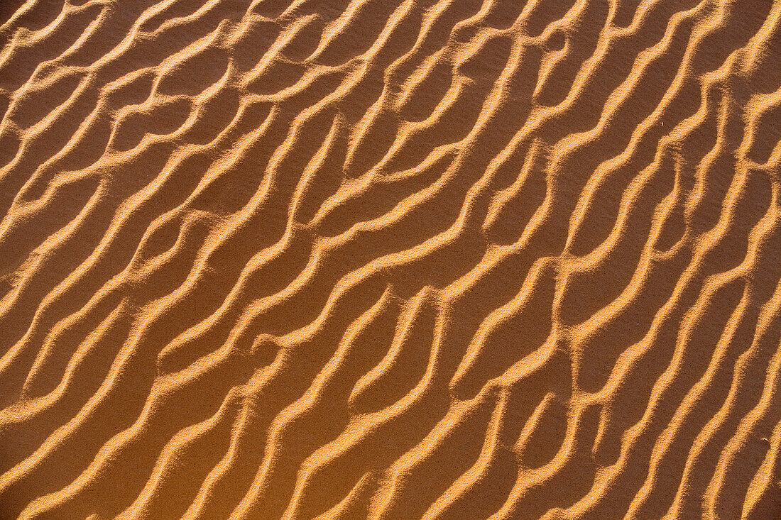 Sandmuster in der libysche Wüste, Sahara, Libyen, Nordafrika