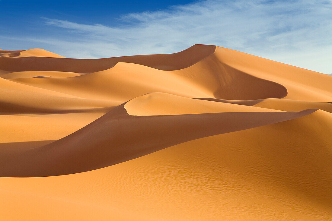 Sanddunes in the libyan desert, Sahara, … – License image – 70514772 ...