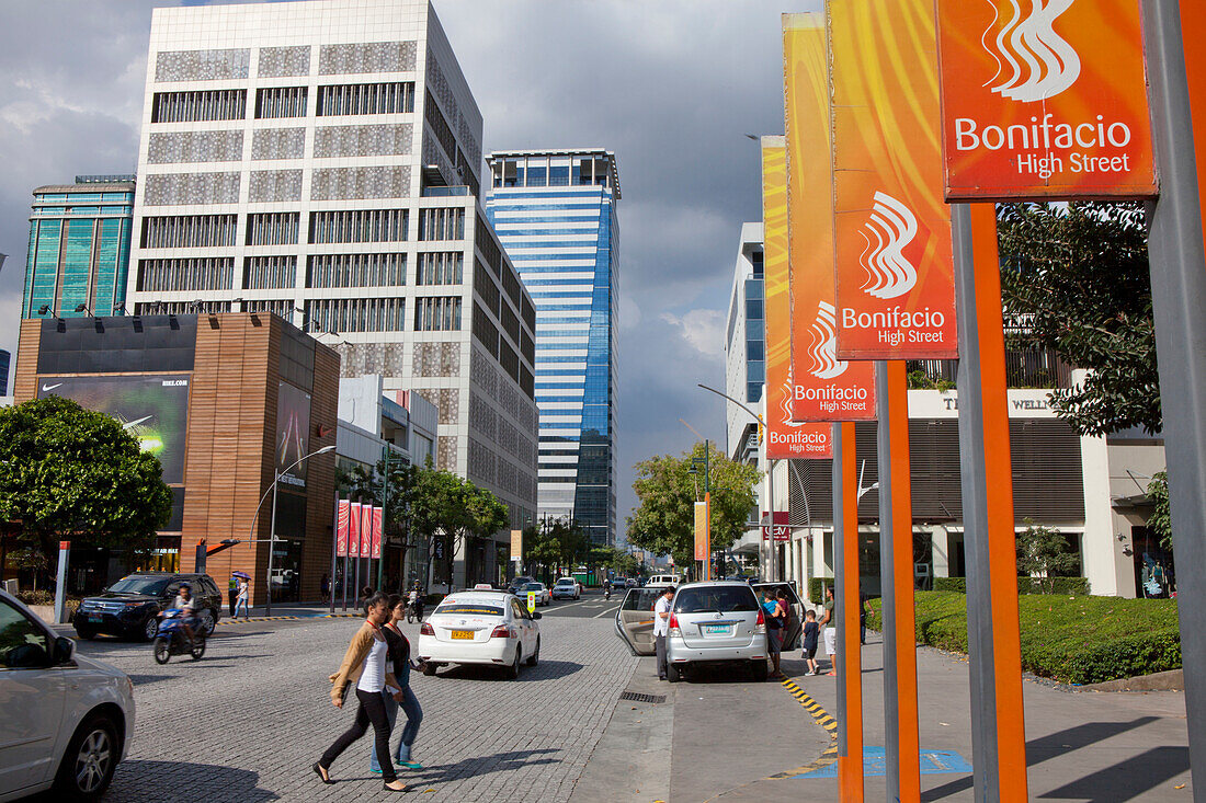 Bonifacio Global City, Luxury apartment buildings in the new the financial and business district of the capital Metro Manila, Philippines, Asia