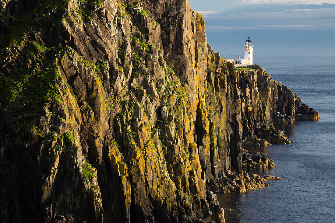 Leuchtturm am Neist Point, Glendale, Insel Skye, Inneren Hebriden, Highland, Schottland, Vereinigtes Königreich