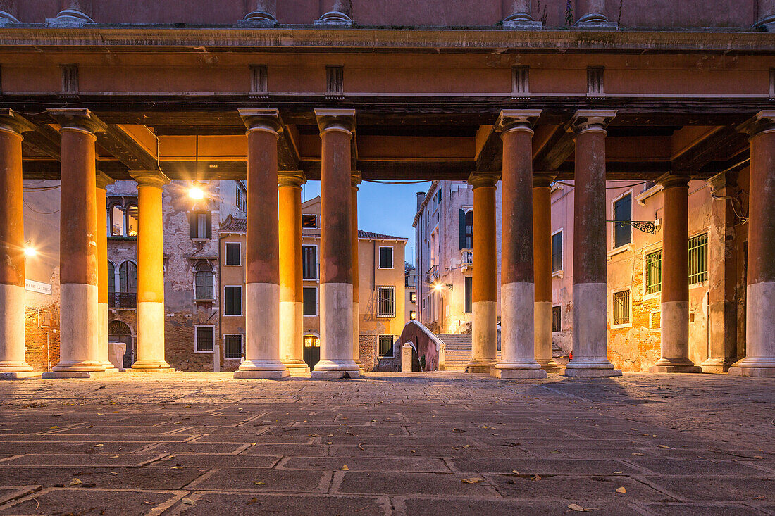 Campo della Confraternita, colonnade, church of San Francesco della Vigna, Sestiere Castello, evening light, Venice, Italy