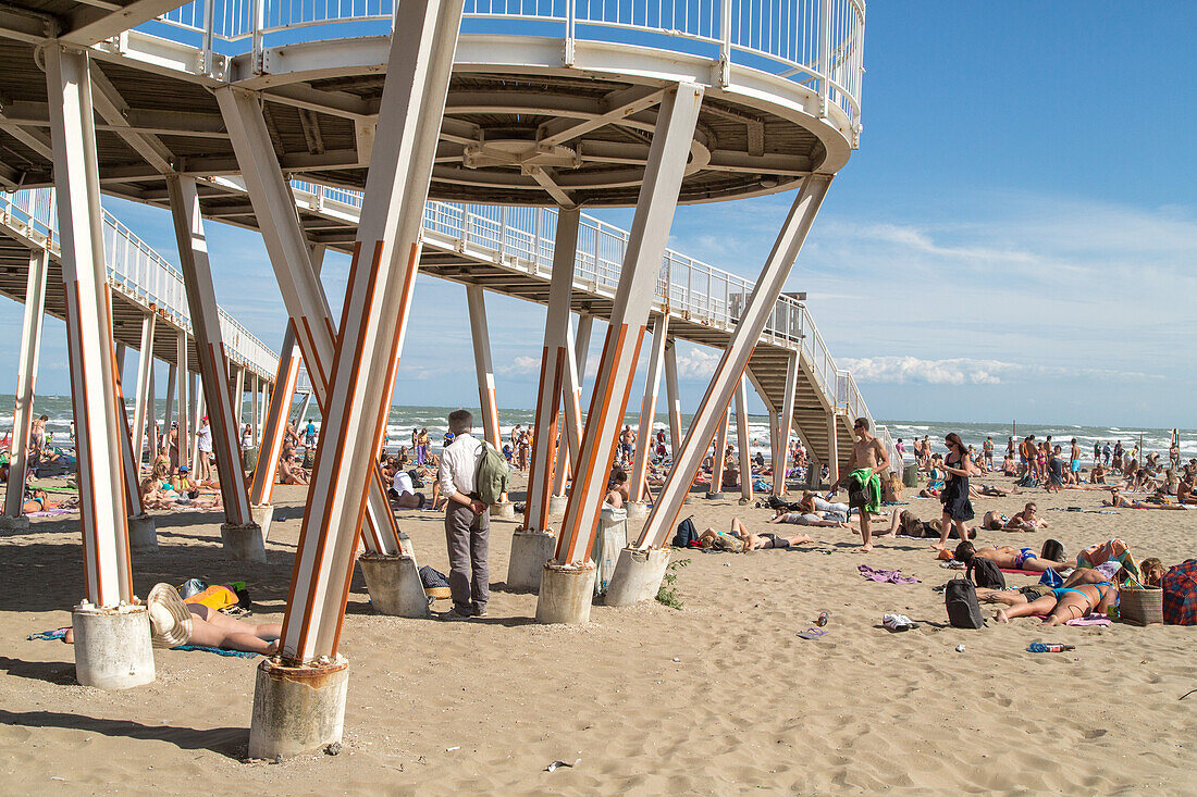 popular sandy swimming beach, steel stairway and observation platform, ramp, Lido, Adriartic Sea, Venice, Italy