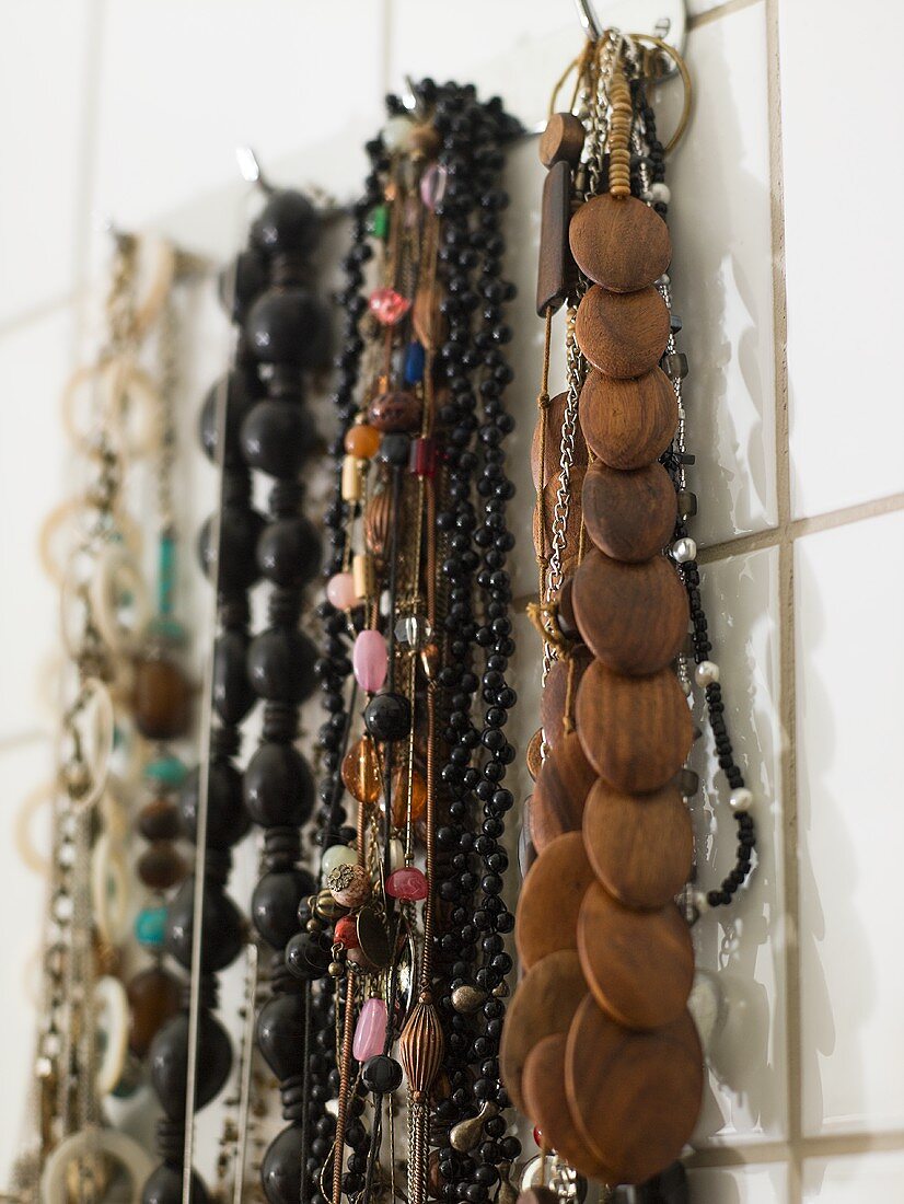 Necklaces made of plastic and wood