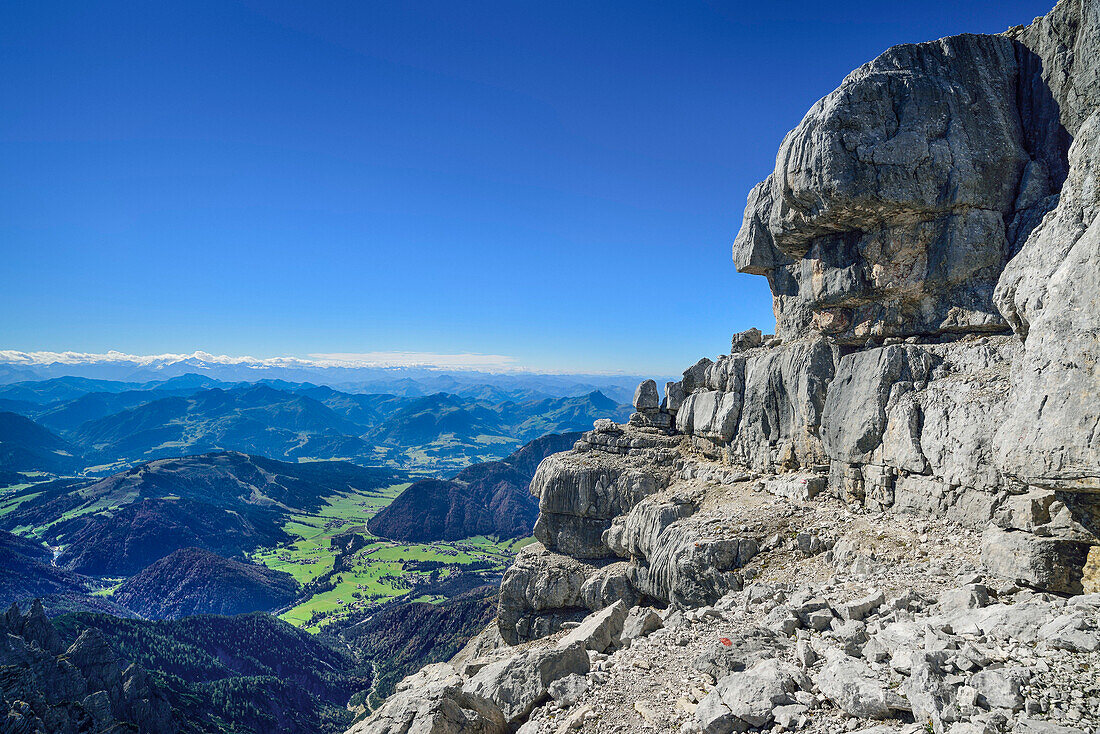 View from Mitterhorn to Hohe Tauern range, Nurracher Hoehenweg, Mitterhorn, Loferer Steinberge range, Tyrol, Austria