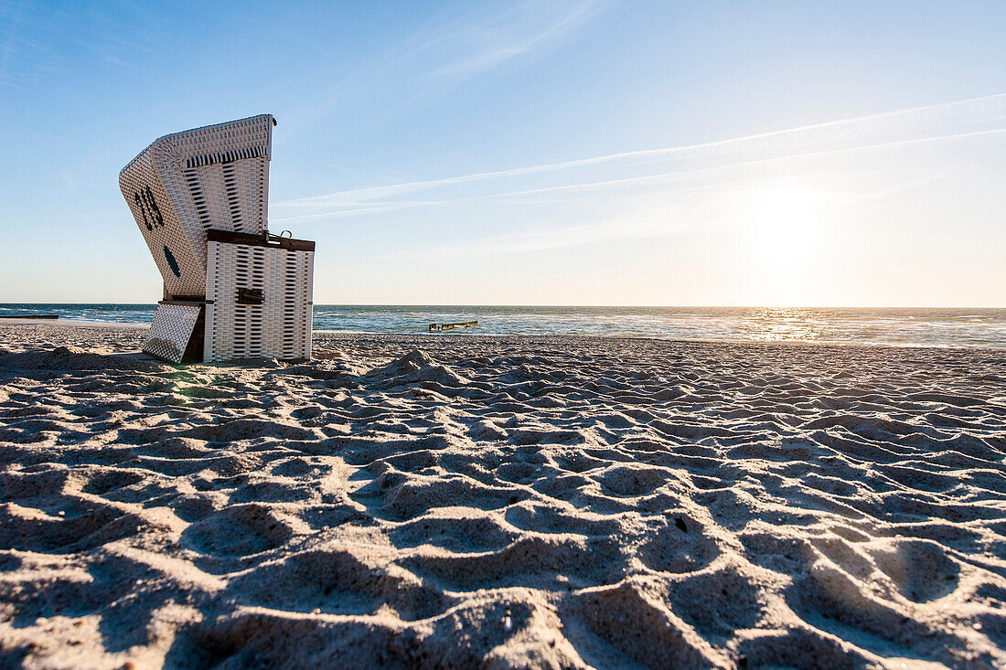 Roofed wicker beach chair, Kampen, Sylt, Schleswig-Holstein, Germany