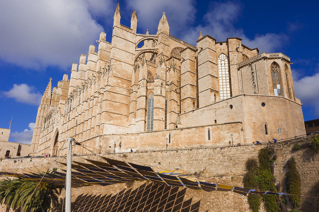 Cathedral of Santa Maria of Palma, more commonly referred to as La Seu, Palma de Mallorca, Majorca, Balearic Islands, Spain.