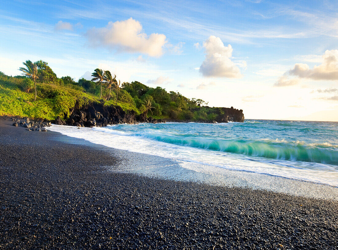 Hawaii, Maui, Hana, Waianapanapa State Park, Tropical Black Sand Beach, Long Exposure Of Waves.