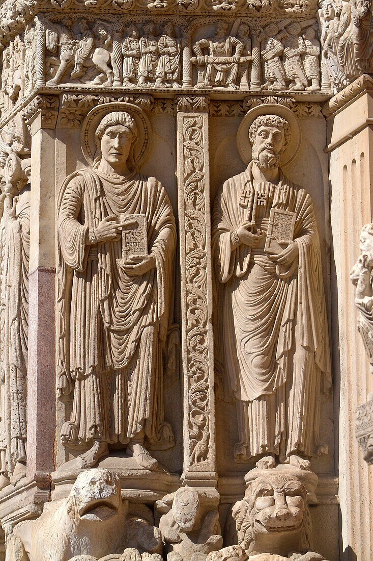 Detail of a bas-relief on entrance of Saint Trophimus cathedral 12th century, monument declarated World Heritage by UNESCO. Arles, Bouches-du-Rhône department, in Provence-Alpes-Côte d´Azur, France.