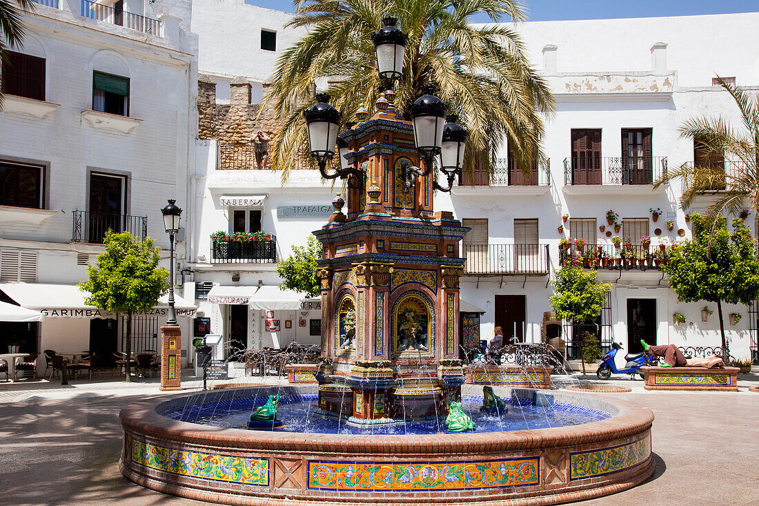 'Water fountain in town square; Vejer de la Frontera, Andalusia, Spain'