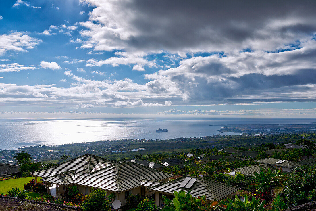 'Kailua-Kona and Kailua Bay; Kona, Big Island, Hawaii, United States of America'