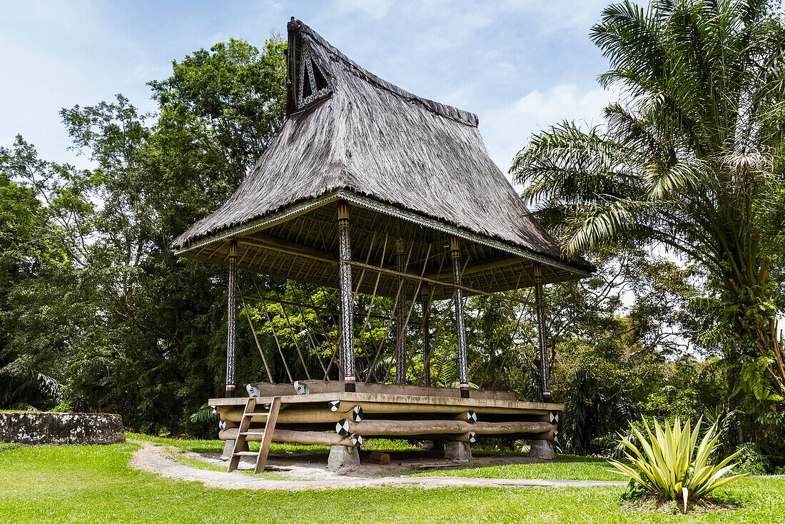 Traditional Karo Batak rice pounding house (Siwaluh Jabu) in the compound of the Simalungan Batak chiefs, Rumah Bolon, North Sumatra, Indonesia