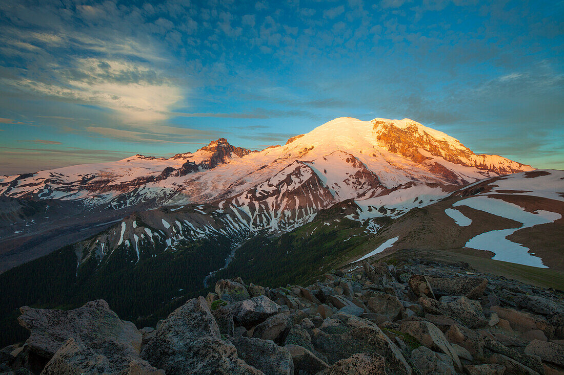 Alpenglow illuminates the NE face of Mount Ranier.