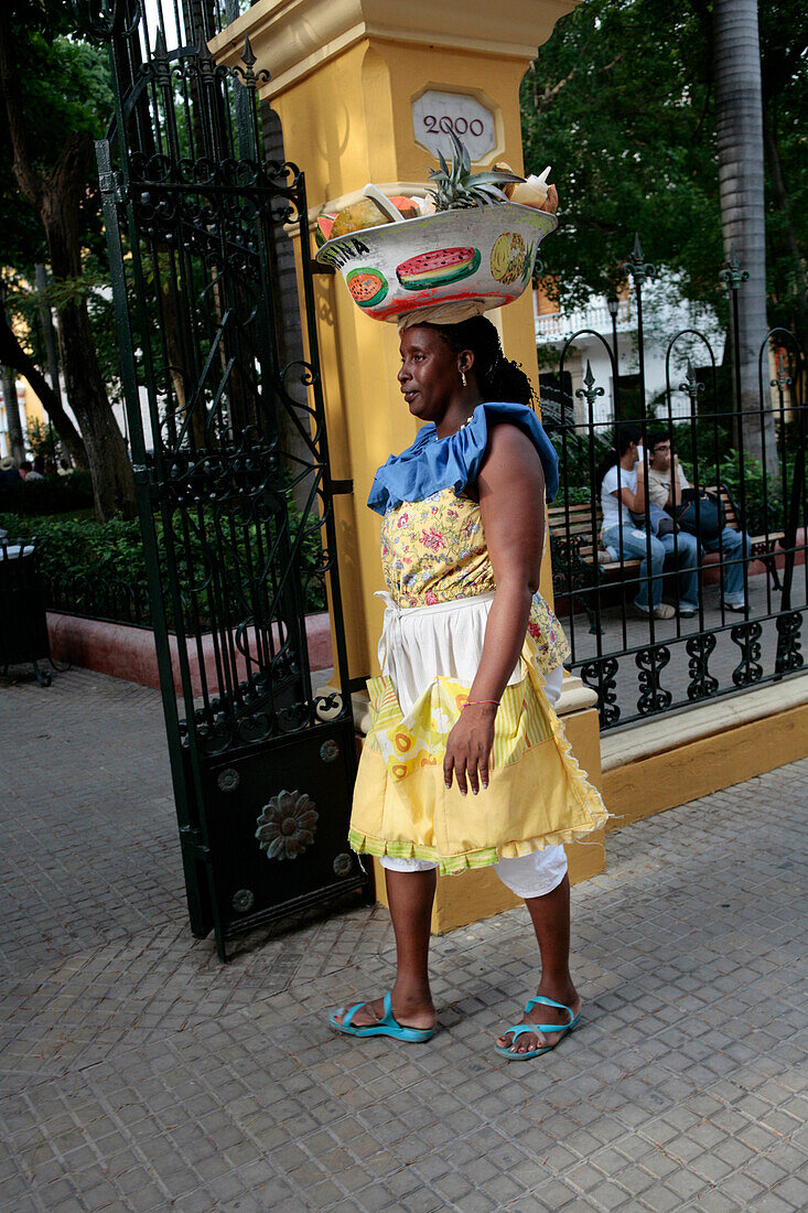 Street-seller in the old town of Cartagena, Colombia